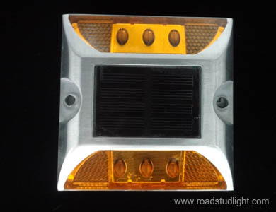 Yellow led solar powered road stud