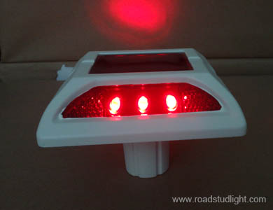 Red led solar road stud