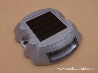 Aluminum solar road stud