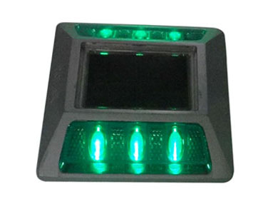 Green reflective road stud