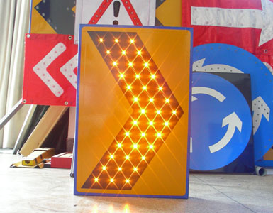 Solar Traffic Sign - Linear Guide Sign