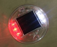 What are solar led markers?