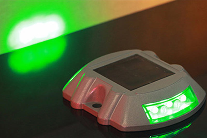 solar road studs