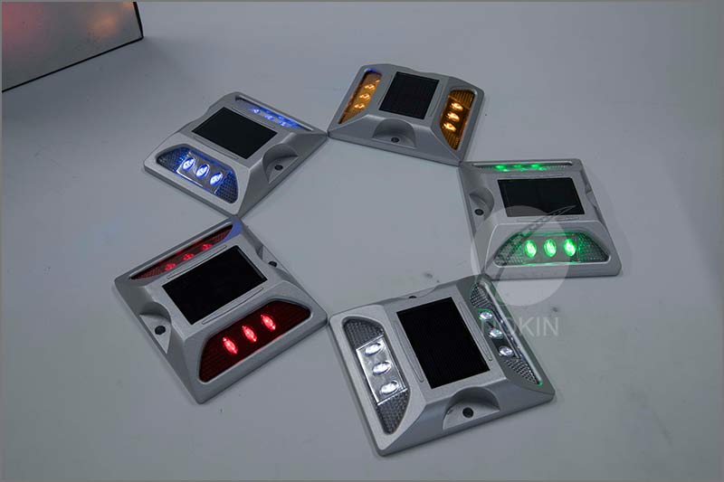 nokin-solar-led-road-marker