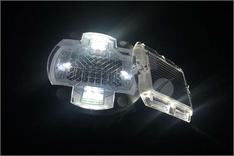 solar-led-road-stud-for-sale