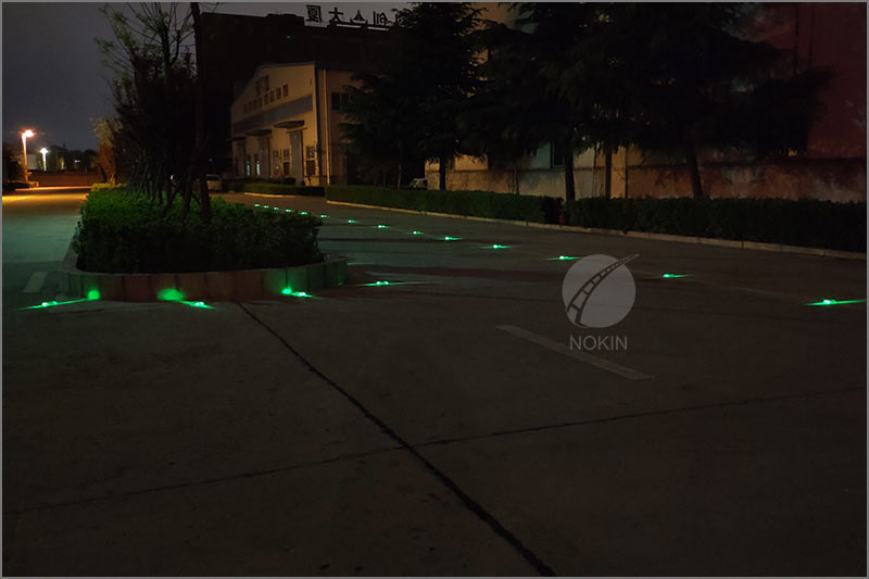 green-solar-led-road-stud-price