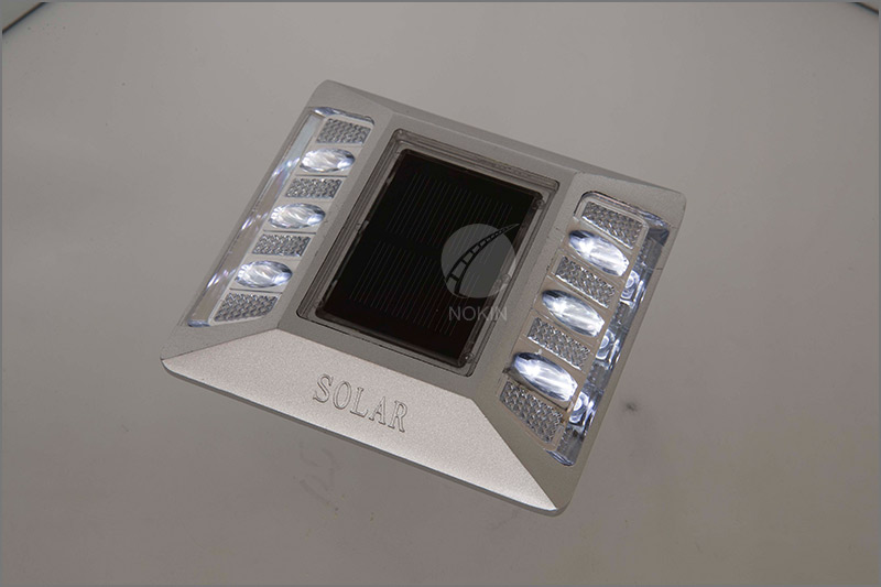 solar-road-stud-for-sale